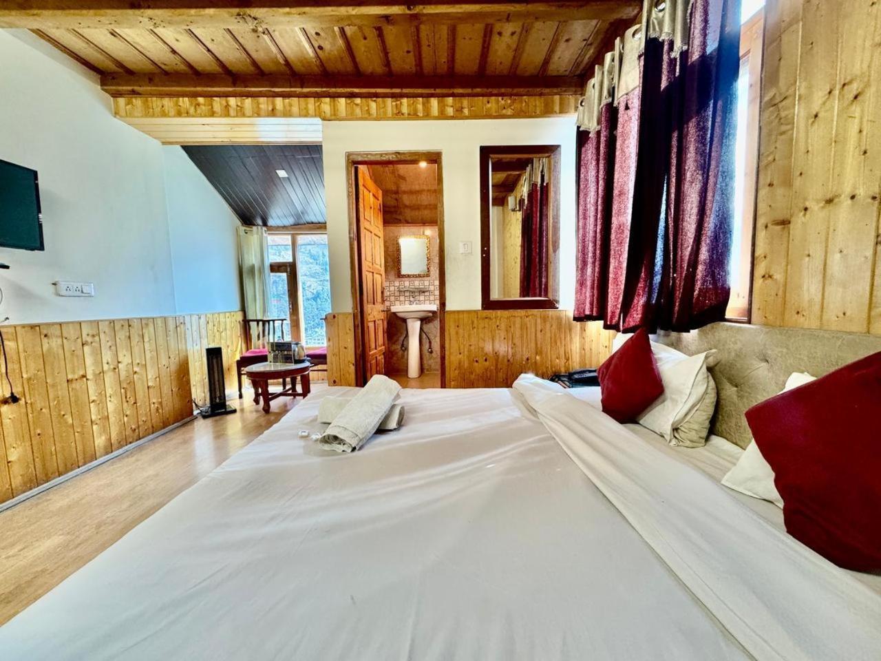 The Royal View Cottage Manāli Exterior foto